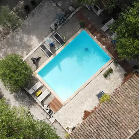 Mas Joviel Uzes Σπίτι διακοπών *