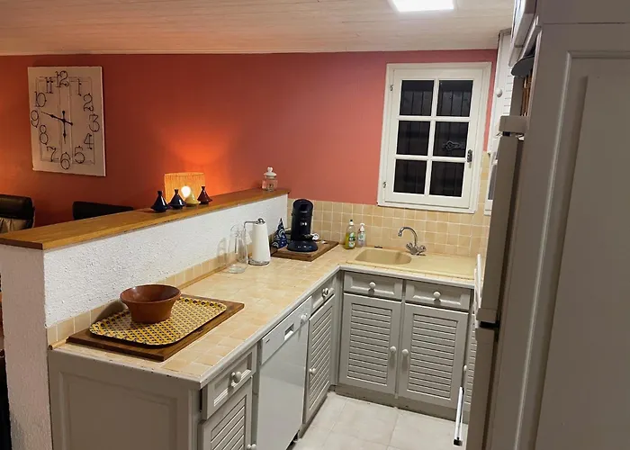 Holiday home Mas Joviel Uzes Arpaillargues-et-Aureillac