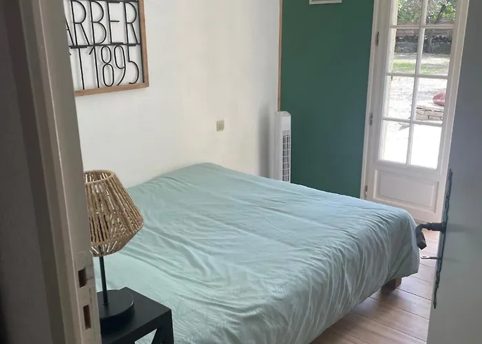 Holiday home Mas Joviel Uzes Arpaillargues-et-Aureillac